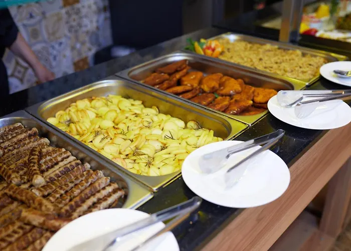 Fiesta M & Marlin 4*