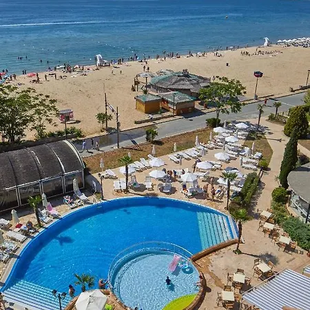 Fiesta M & Marlin Hotel