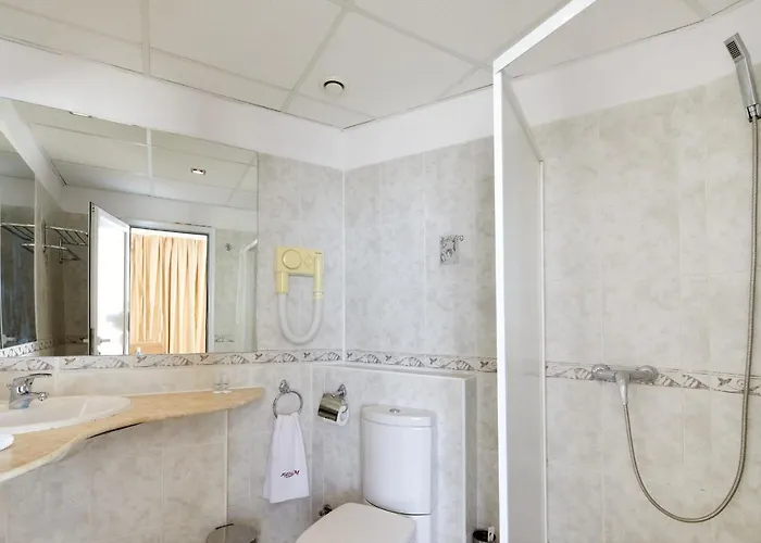 Fiesta M & Marlin Σάνι Μπιτς