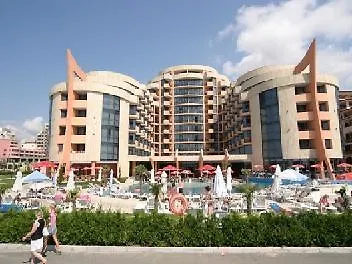 Ξενοδοχείο Fiesta M & Marlin