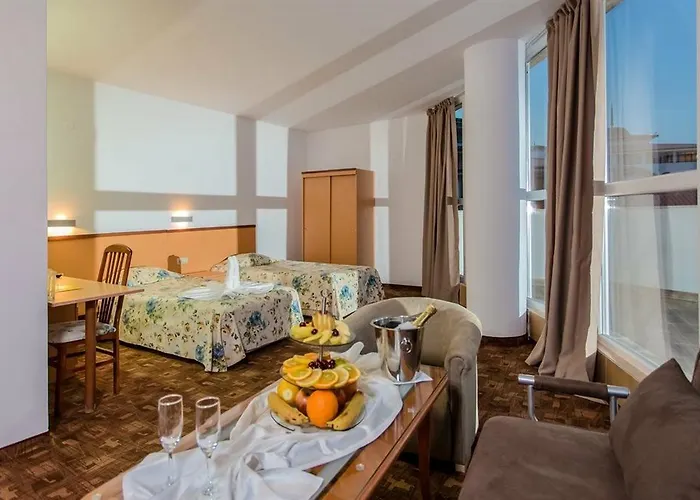 Ξενοδοχείο Fiesta M & Marlin