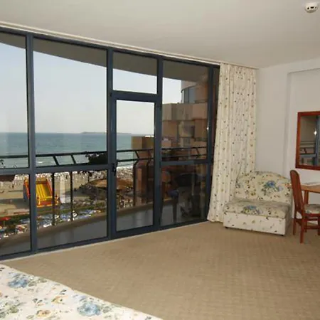 Fiesta M & Marlin Otel